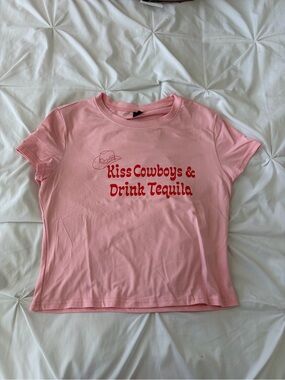 SHEIN Pink Kiss Cowboys & Drink Tequila Baby Tee